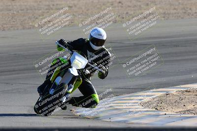 media/Jan-08-2022-SoCal Trackdays (Sat) [[1ec2777125]]/Turn 10 (2pm)/